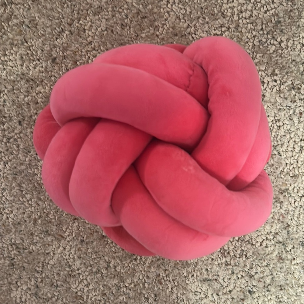 Amazon Pink Accent Knot Pillow